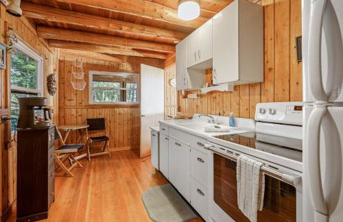 Omena Point Paradise Waterfront Sunrise - Foto 23