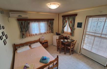 Liakos' Apartments - Foto 56