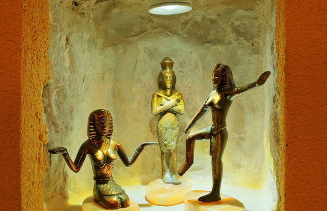 Chic and Elegant Flat Near Beach in Montenegro - Photo 9