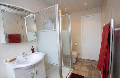 Hurley House - Photo 16