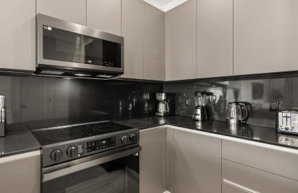 Stunning Townhome with Private Pool & Games Room - Foto 18