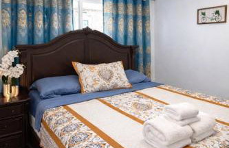 Stay in the Heart of Hillcrest! - Photo 8