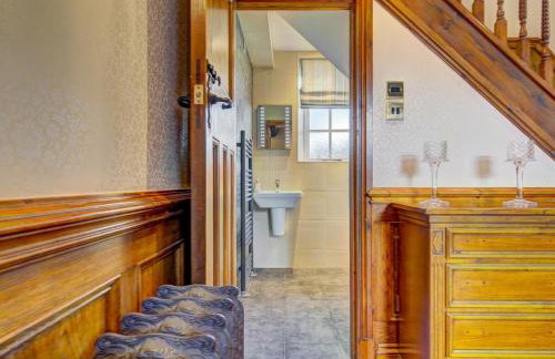 Historic 4 Bedroom Home in Dunham Massey - Pass the Keys - Foto 38