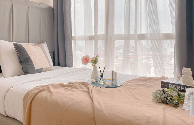 Elegant And Nice 2Br At Menteng Park Apartment - Photo 5