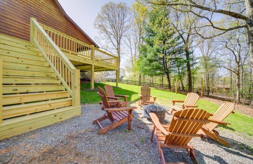 Peaceful Candler Cabin with Private Hot Tub! - Foto 27