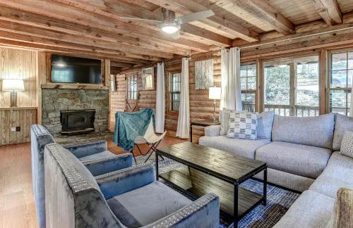 Charming Renovated Cabin with Fireplace - Foto 1