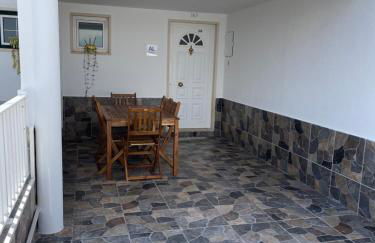 Gina House - Photo 30