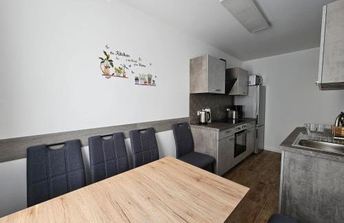 Schöne große Ferienwohnung 79m2 und 2 Bäder, Zentrumnah, 2OG - Foto 10