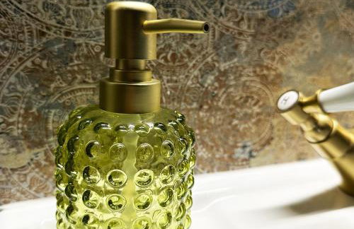 The Cabin Near Stansted Airport - Foto 7