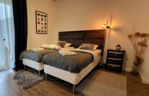 The Lucky Five at Glivia Parking&Garden - Foto 44