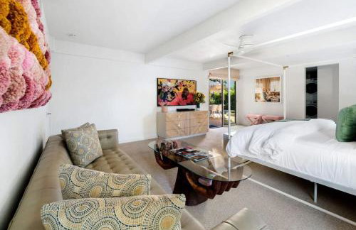 Monterey Manor Interior Designed Home Plus Pool - Photo 42