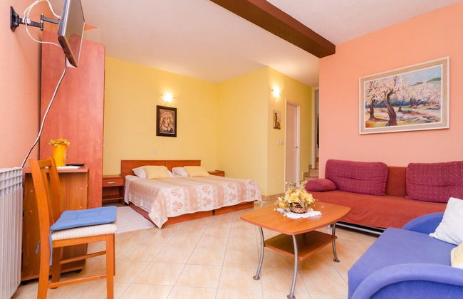 Apartment Olga - Photo 9