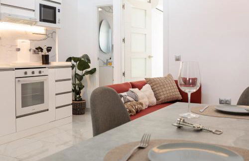 Top Floor 2 Bedroom Apartment with Terrace - Foto 17