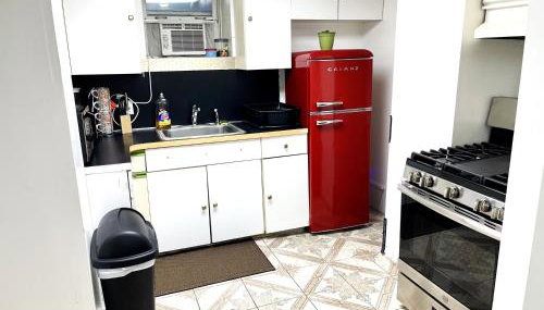 2 Bedroom Apt in LIC, Private WITH BACKYARD ! - Foto 2