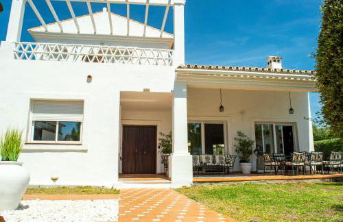 Villa Bendex Estepona Costa Del Sol - Photo 4