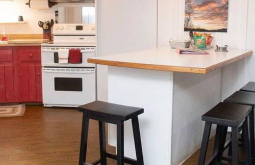 2 Bedroom Apartment overlooks WCU and Cullowhee NC - Smoke and Pet free - Foto 3