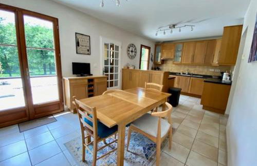 Villa tout confort - 165m2 - 4 chambres - Piscine - Foto 16