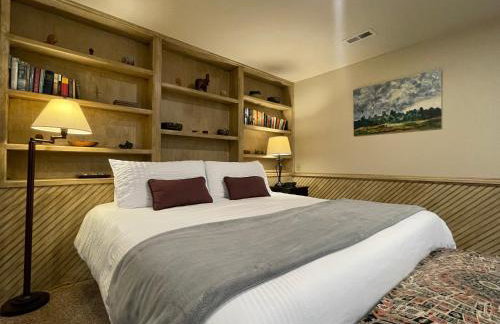 Couples Retreat With Hot Tub, Sauna and Steam Room - Foto 4