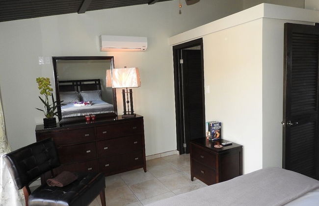 Villa 226E at Jolly Harbour - Adults Only - Photo 2