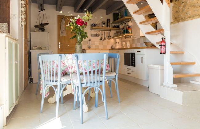 Beautiful Property With Three Houses, Three Swimming Pools, and Magnificent Views - Foto 14