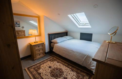 Cozy 2 Bed Flat in Town Centre - Foto 8