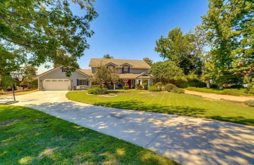 Pet-Friendly Riverside Retreat with Private Spa! - Foto 32