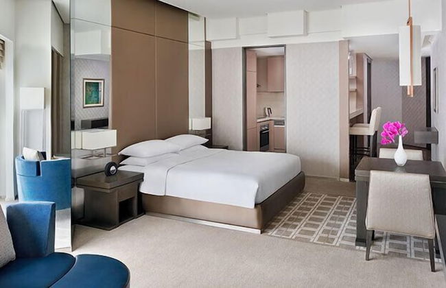 Hyatt Regency Creek Residence Studio - Photo 7