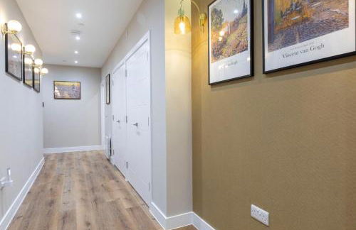 Palm Tree House Apartments - Photo 19