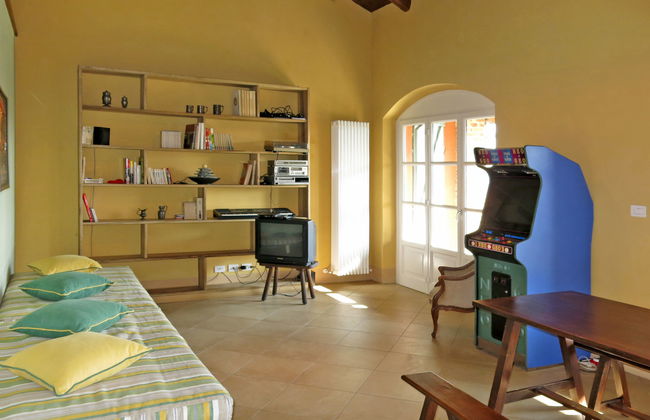 4 bedroom House in Capriglio with private pool and garden - Photo 18