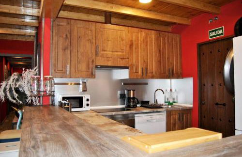 Casa Rural Mansion Alejandra con piscina y jacuzzi - Photo 27