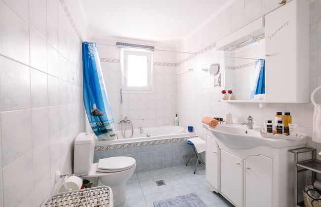 Blue Crystal Villa - Photo 21