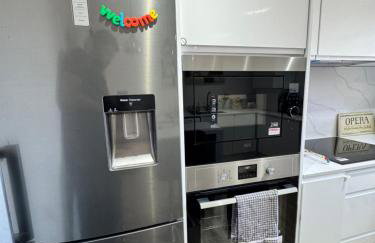 Sunset View 2BR Apartment - Beautiful London View & Free Parking - Foto 11