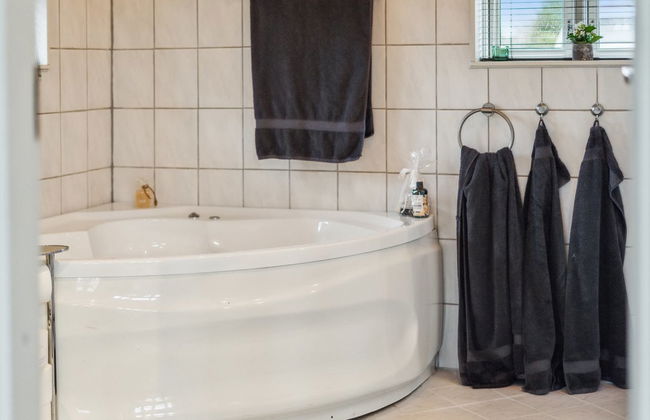 "Anemarie" - 400m from the sea - Photo 9