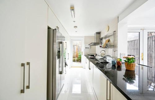 Lovely 4 Bedrooms Entire House In Hammersmith - Foto 4