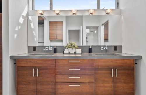 Luxury Coastal Home - Pool, Spa, AC, & Ocean Views - Foto 16