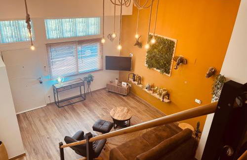 Dúplex tipo loft de estilo selvático y safari, con encanto y a pasos del mar - Photo 1