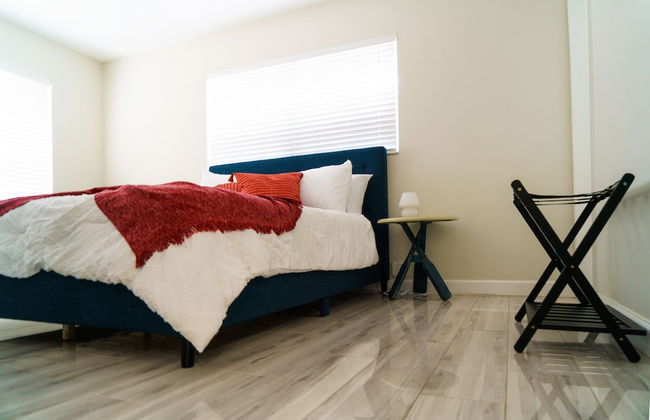 Modern Oasis - Photo 19