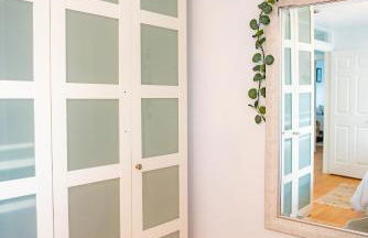 Lux 3 bedroom townhouse 1 block from the beach - Photo 9