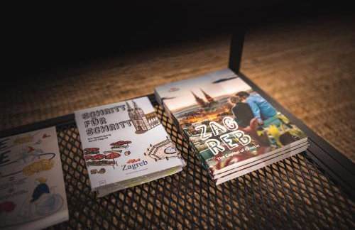 Sleep, Eat, Repeat and Park Your Car in City Center - Foto 8