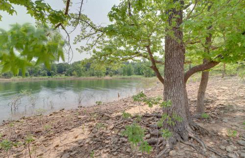 Arkansas Vacation Rental on Greers Ferry Lake! - Photo 37