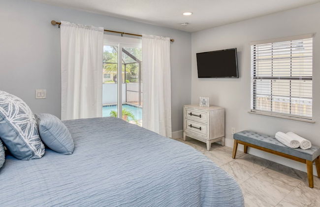 Dolphin View - Photo 32