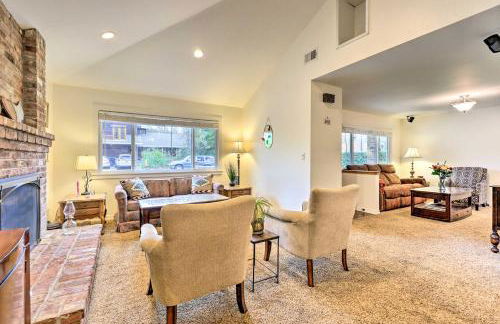 Wine Country Retreat at Private Creekside House! - Foto 6