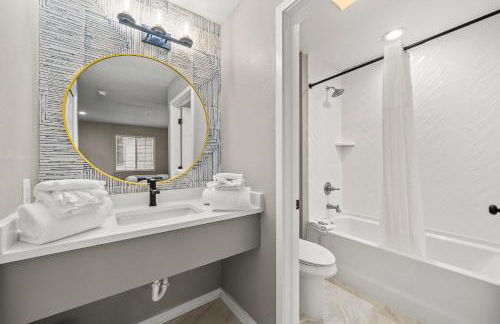 Stylish Buckhead Condo: Your Urban Getaway in Atlanta - Foto 16