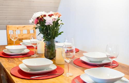 Modernes Apartment mit Balkon, Parkplatz, Waschmaschine für 4-5 Gäste - Foto 27