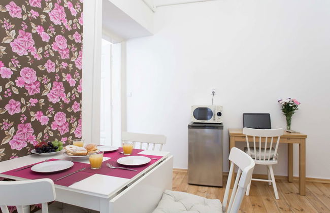 Prague Siesta Apartments - Photo 79