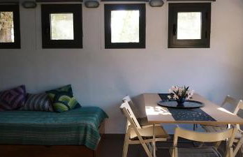 LIOFYTO - Stylish Villa with views to Foinikounda bay downstairs studio - Foto 4