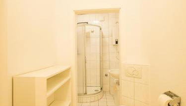 Zentrale Unterkunft Nähe Hbf - Foto 3