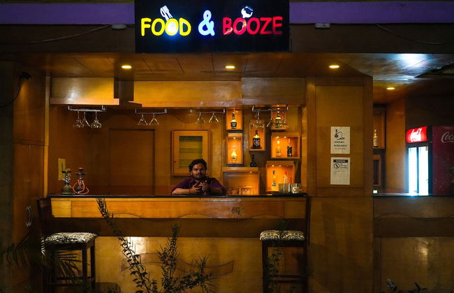 RENTON MANOR BY JOY STAYS - Photo 8