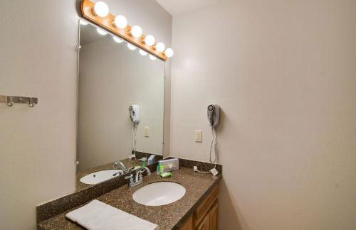 Hot Tub and Heated Pool! Ski Retreat in Winter Park - Foto 12