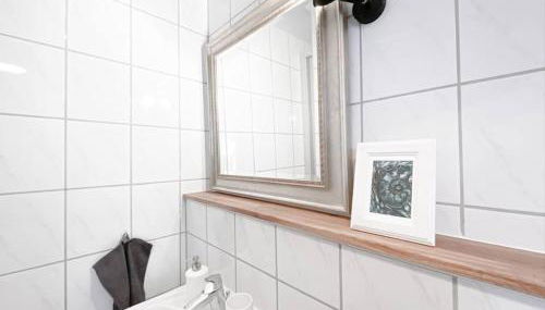 Schöne Ferienwohnung mit Blick über Stadtwald - Foto 3